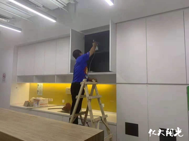 摩尔线程新装修办公室甲醛治理现场